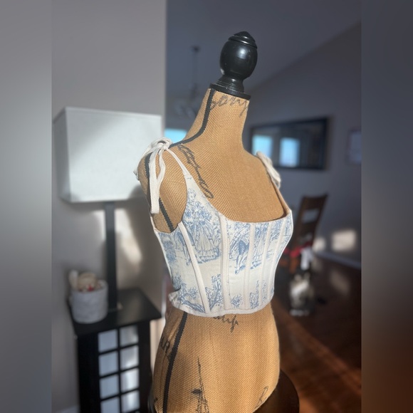 [SOLD] RARE AmbrHouse Corset - Picture 7 of 8